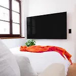 Aesthetische & Helle Design Apartments, Leipzig-altlindenau アパート *