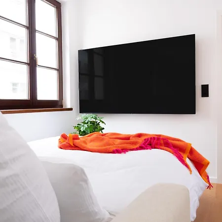 Aesthetische & Helle Design Apartments, Leipzig-altlindenau Appartamento *