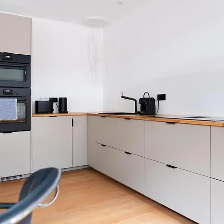 Aesthetische & Helle Design Apartments, Leipzig-altlindenau