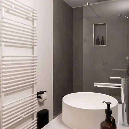 Appartamento Aesthetische & Helle Design Apartments, Leipzig-altlindenau