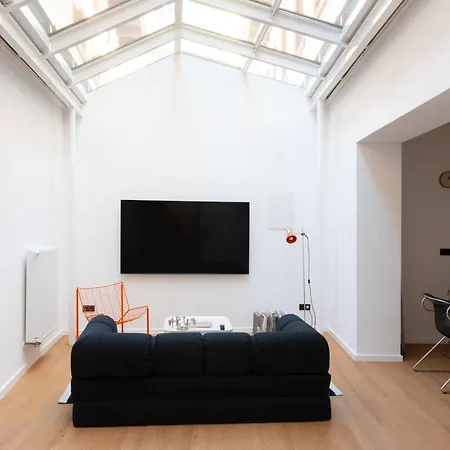 Aesthetische & Helle Design Apartments, Leipzig-altlindenau *