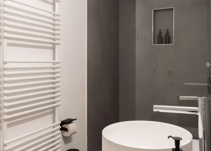 Appartement Aesthetische & Helle Design Apartments, Leipzig-altlindenau