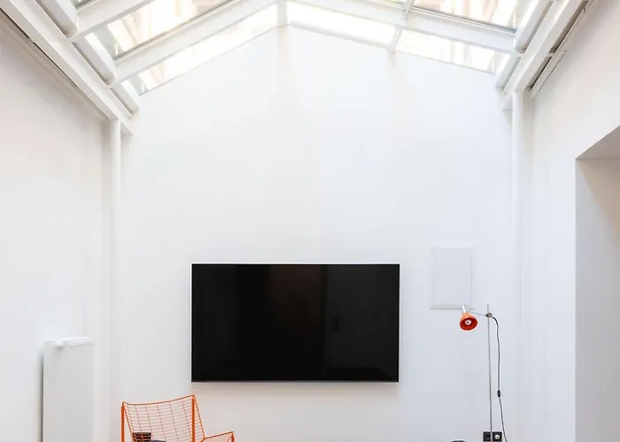 Aesthetische & Helle Design Apartments, Leipzig-altlindenau 公寓 *
